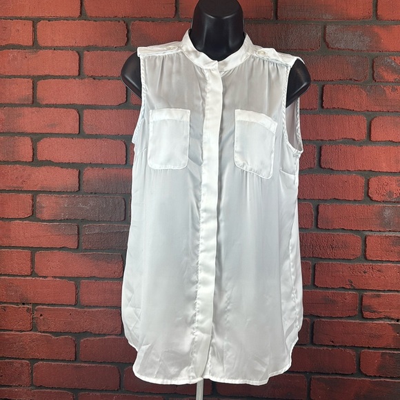 Kenar Women's Medium Sleeveless Button-Down Top – Semi-Sheer White - Picture 1 of 6